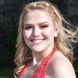 Meet your Posher, Marcella